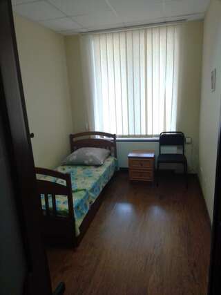Хостелы Best4Rest Киев Трехместный номер-1